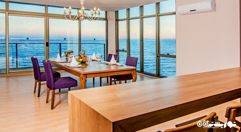 میز غذاخوری پنت هوس باند